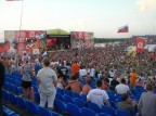 Утро в Fan/VIP зоне у сцены ), 07-21-10